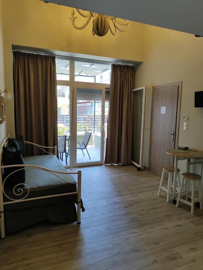Kamares Suites 2 Nea Kallikrateia Exterior foto